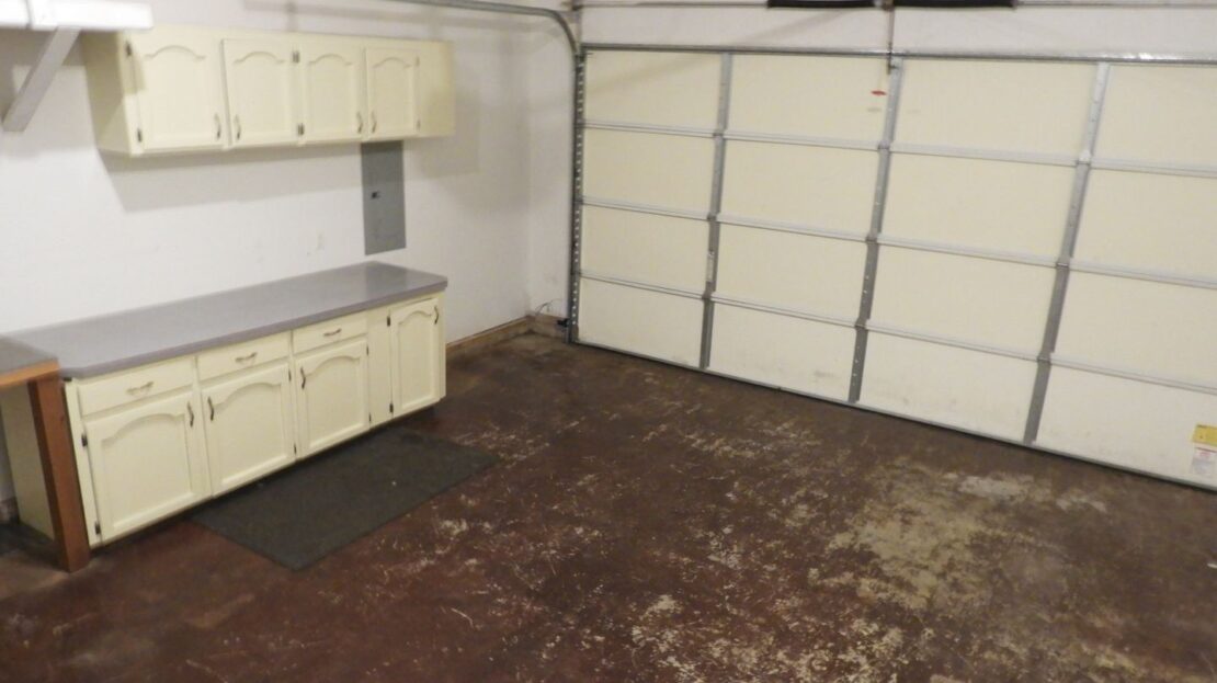 38979 Jerger St. - Sandy - Oregon - 3 bed, 2 bath rental property