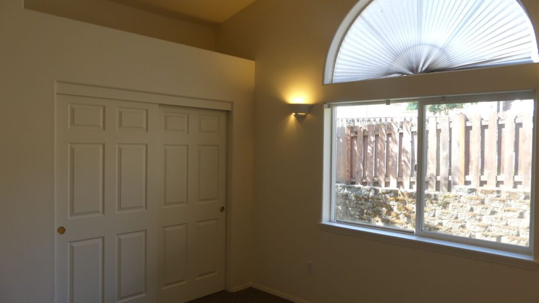 38979 Jerger St. - Sandy - Oregon - 3 bed, 2 bath rental property