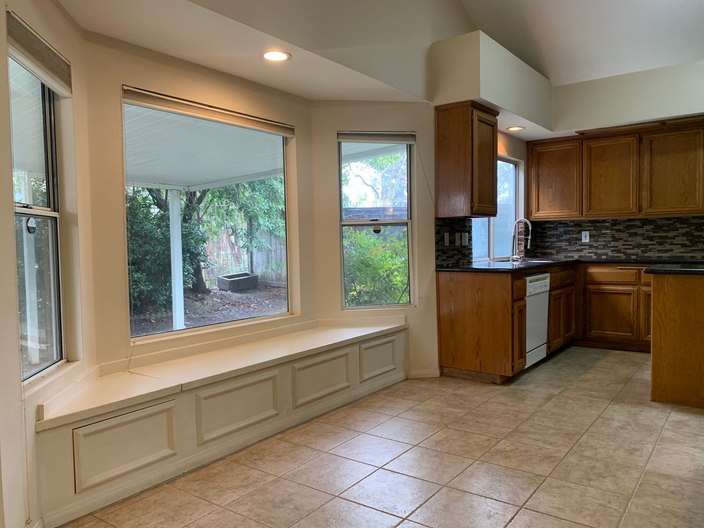 39567 Willowbend Dr - Murrieta - California - 3 bed, 2 bath rental property