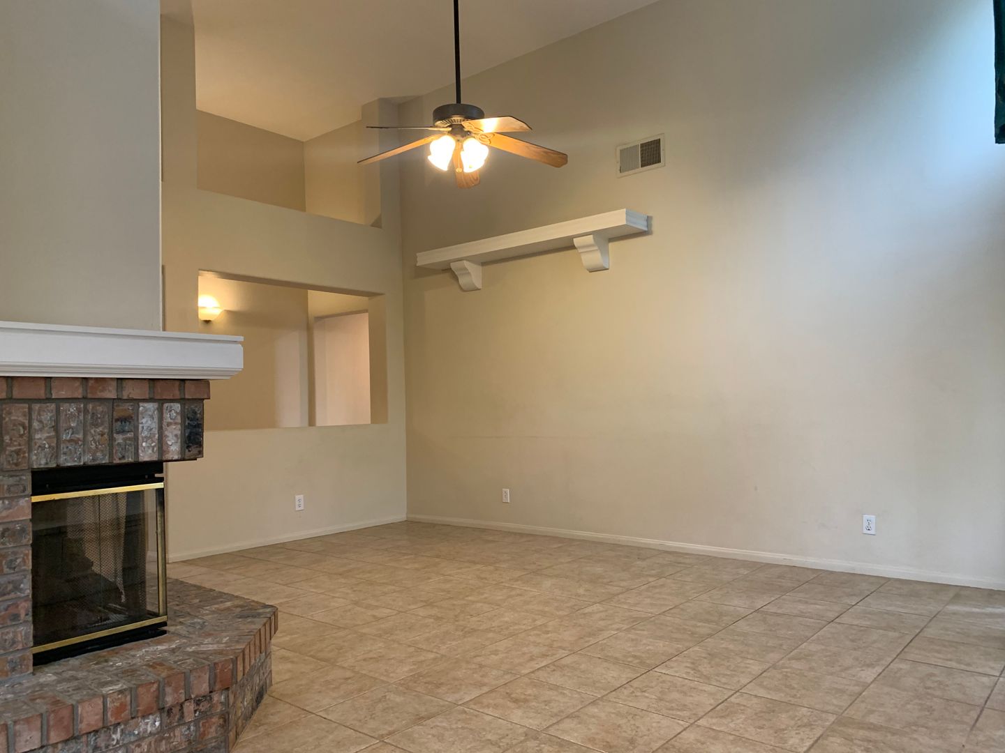 39567 Willowbend Dr - Murrieta - California - 3 bed, 2 bath rental property