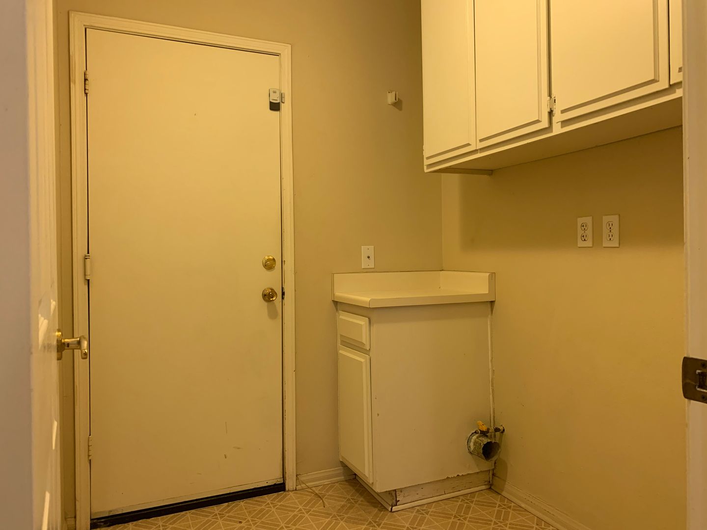 39567 Willowbend Dr - Murrieta - California - 3 bed, 2 bath rental property