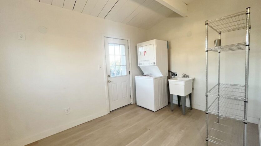 3965 Newton Ave - San Diego - California - 4 bed, 2 bath rental property