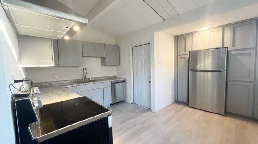 3965 Newton Ave - San Diego - California - 4 bed, 2 bath rental property