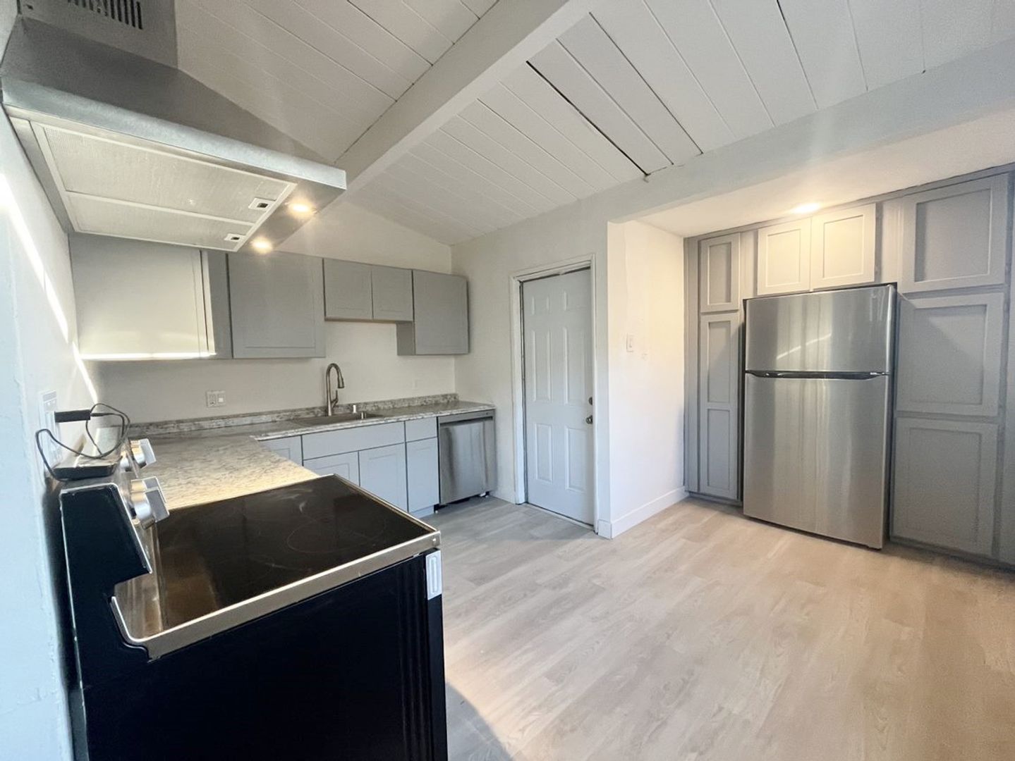 3965 Newton Ave - San Diego - California - 4 bed, 2 bath rental property