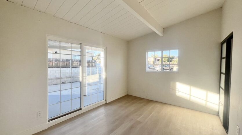 3965 Newton Ave - San Diego - California - 4 bed, 2 bath rental property