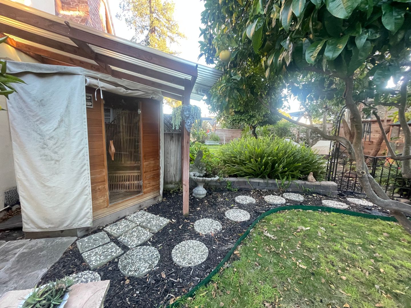 3987 Turnley Ave - Oakland - California - 4 bed, 2 bath rental property