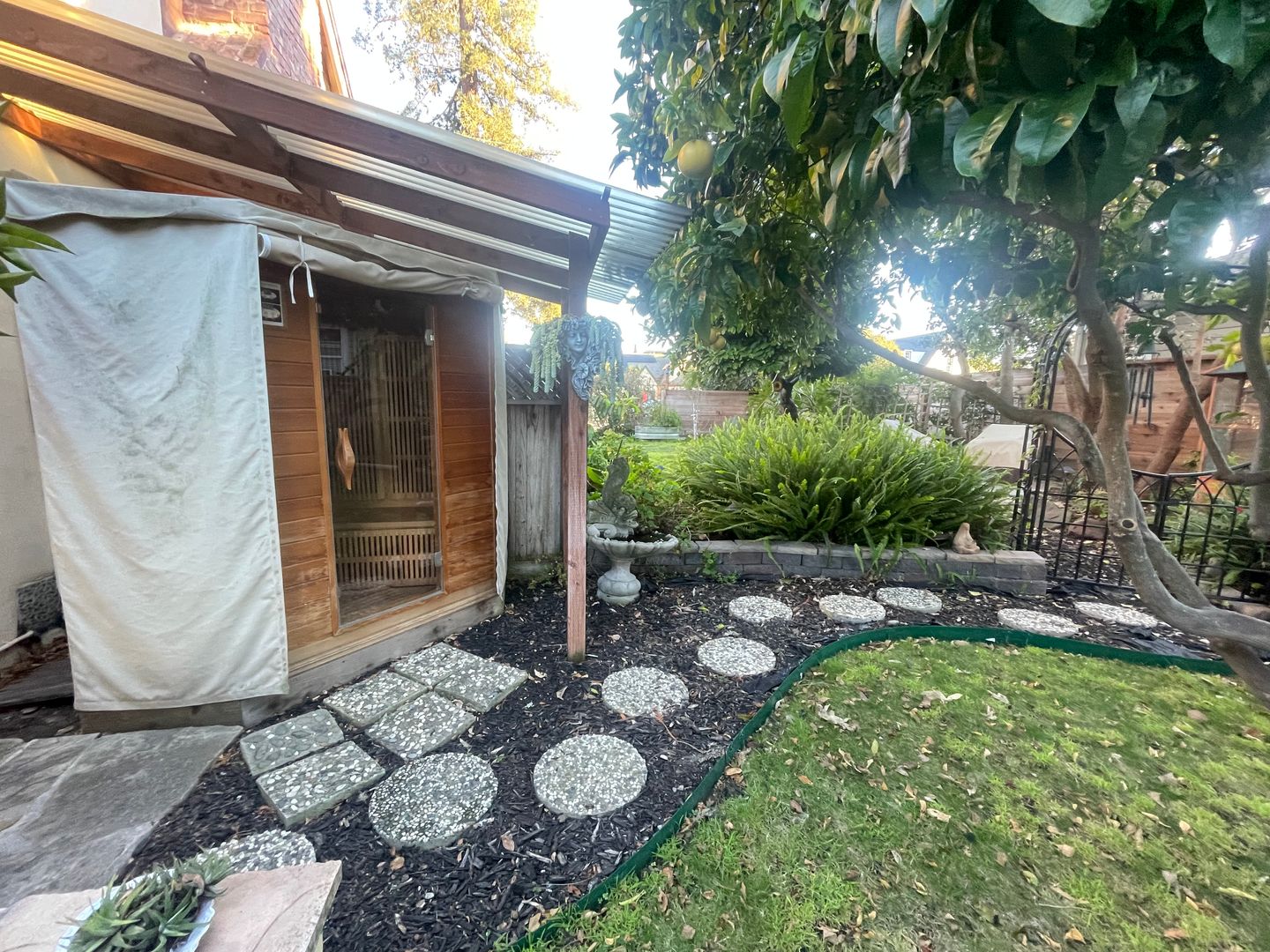 3987 Turnley Ave - Oakland - California - 4 bed, 2 bath rental property