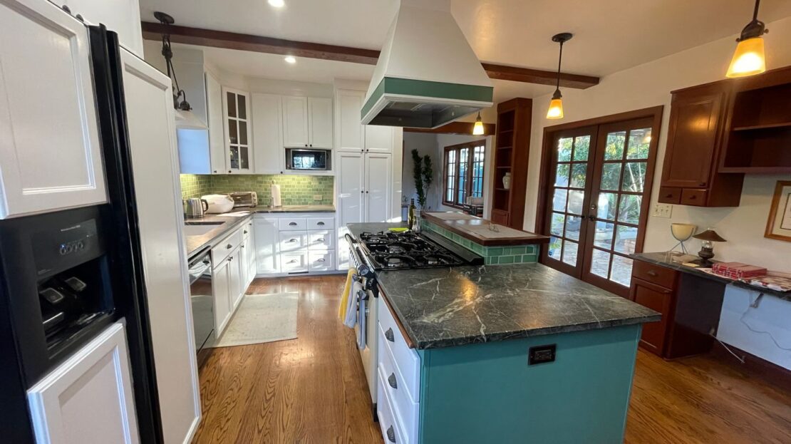 3987 Turnley Ave - Oakland - California - 4 bed, 2 bath rental property