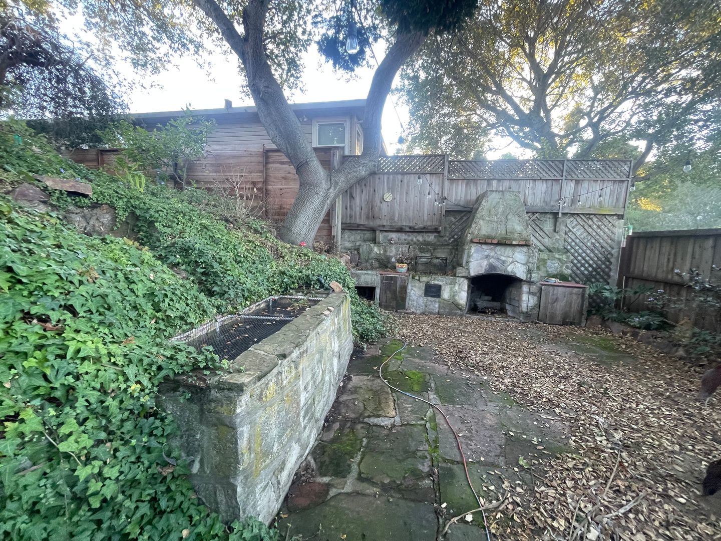 3987 Turnley Ave - Oakland - California - 4 bed, 2 bath rental property