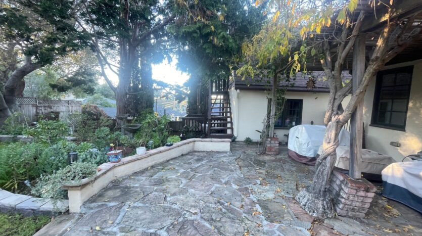 3987 Turnley Ave - Oakland - California - 4 bed, 2 bath rental property