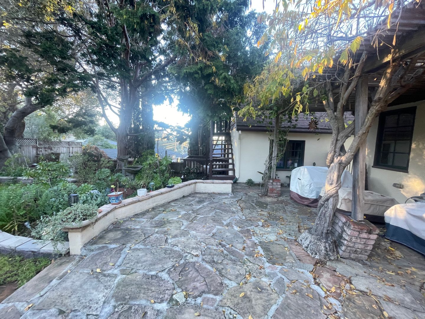 3987 Turnley Ave - Oakland - California - 4 bed, 2 bath rental property