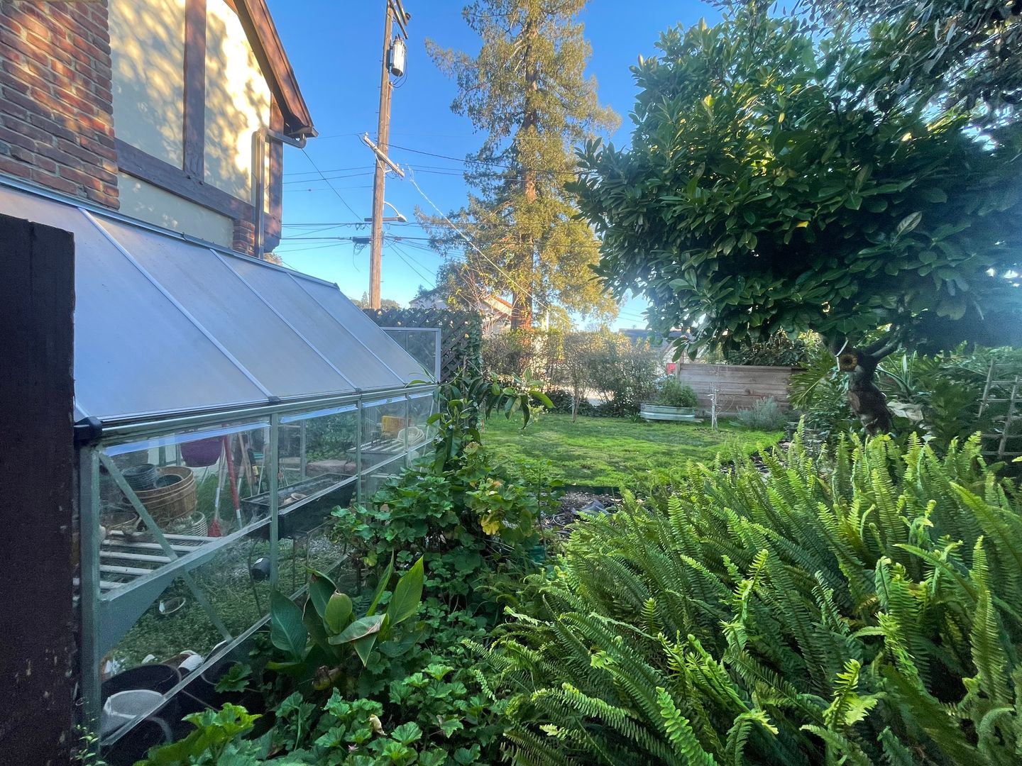 3987 Turnley Ave - Oakland - California - 4 bed, 2 bath rental property