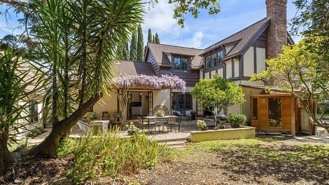 3987 Turnley Ave - Oakland - California - 4 bed, 2 bath rental property