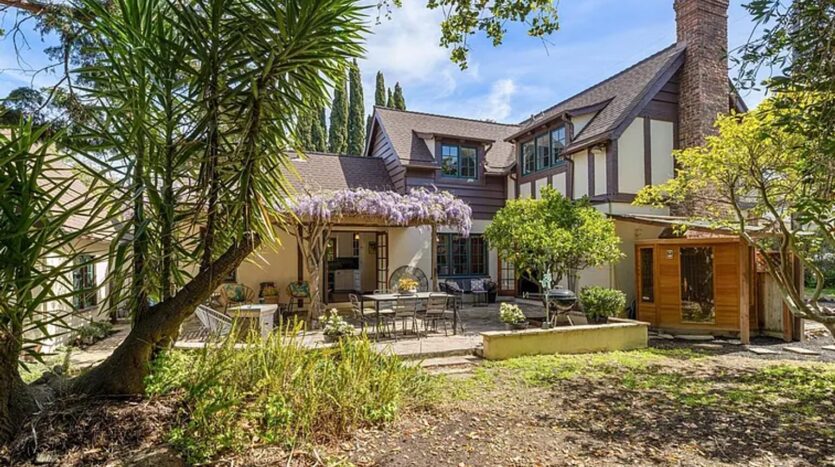 3987 Turnley Ave - Oakland - California - 4 bed, 2 bath rental property