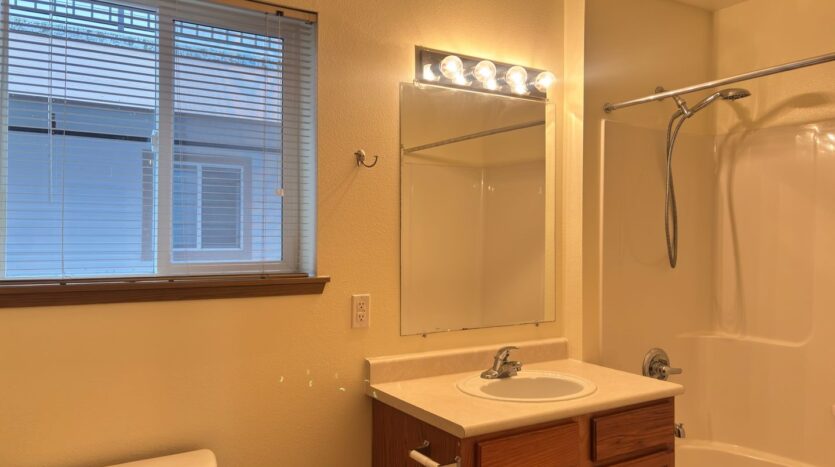 4018 Northwest Avenue - Bellingham - Washington - 1 bath rental property