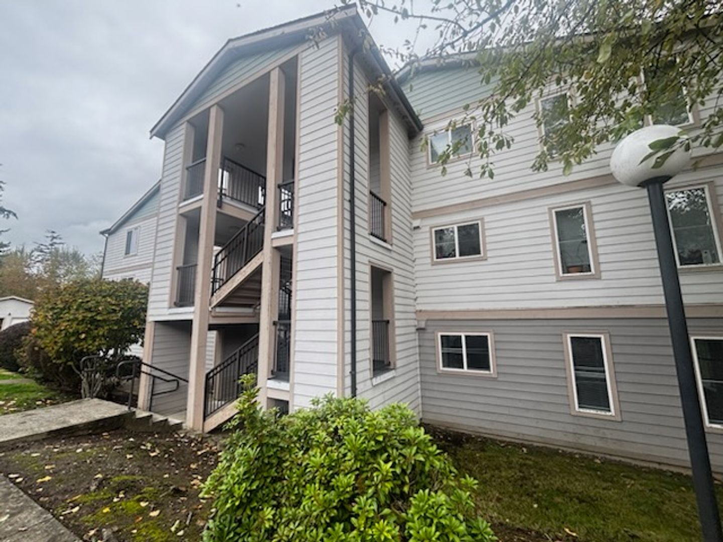 4018 Northwest Avenue - Bellingham - Washington - 2 bed, 2 bath rental property