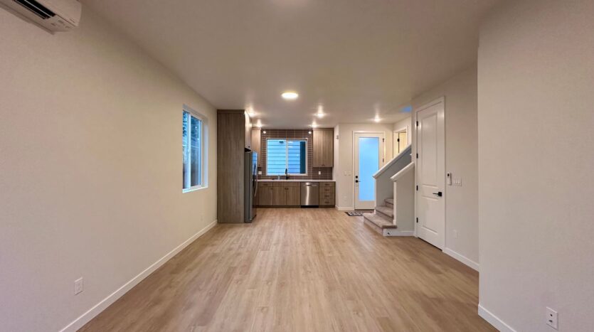 4047 SE 115th Ave - Portland - Oregon - 4 bed, 2.5 bath rental property