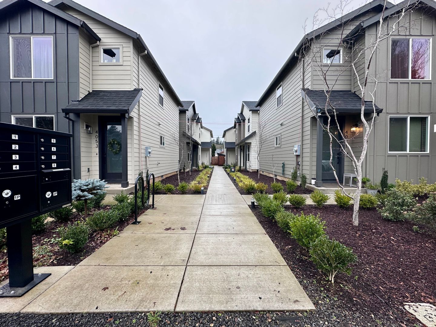 4047 SE 115th Ave - Portland - Oregon - 4 bed, 2.5 bath rental property