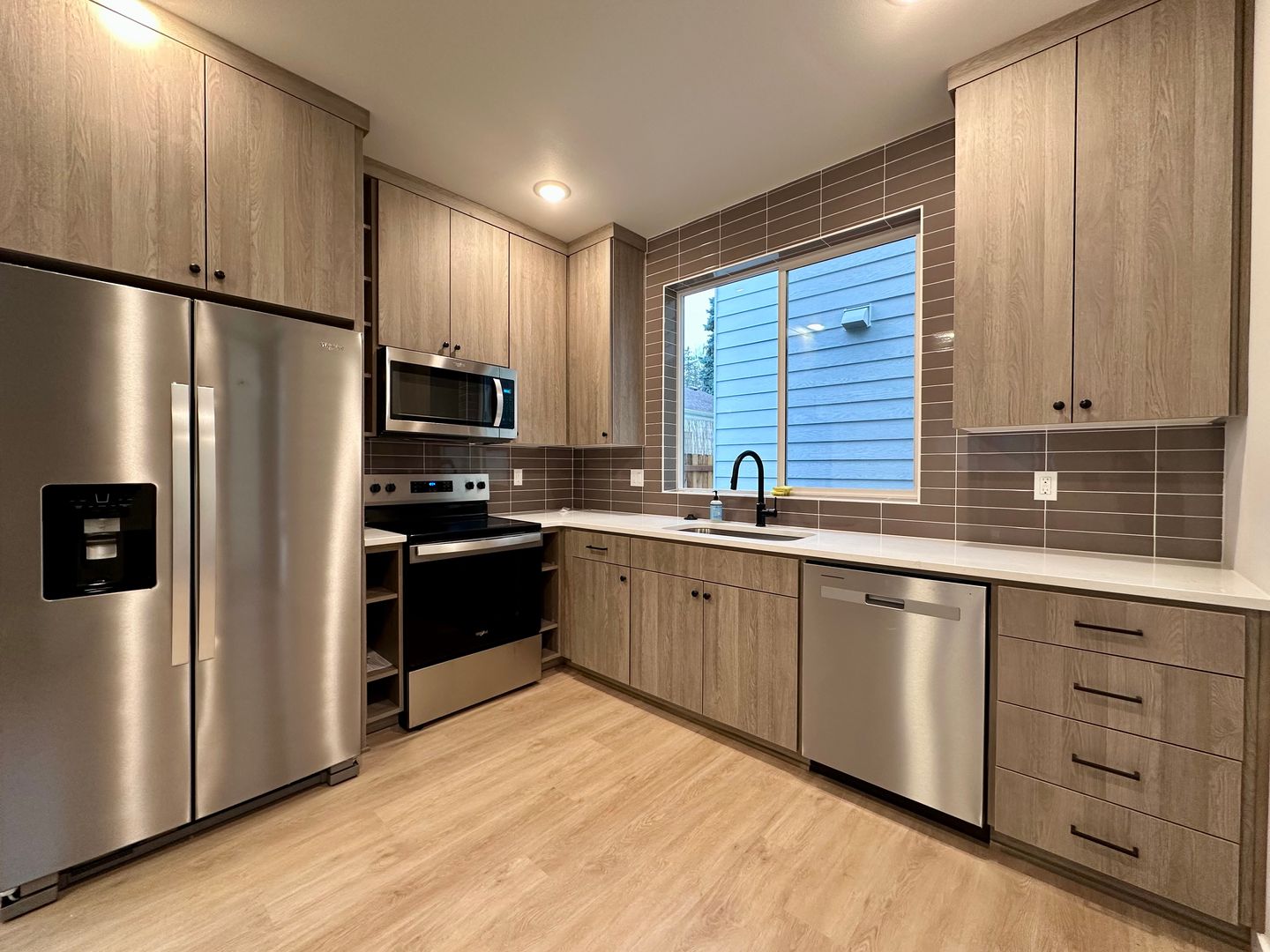 4047 SE 115th Ave - Portland - Oregon - 4 bed, 2.5 bath rental property