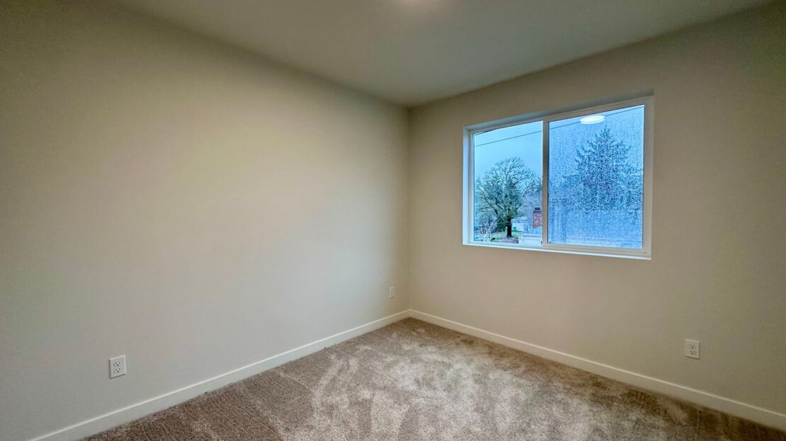 4047 SE 115th Ave - Portland - Oregon - 4 bed, 2.5 bath rental property