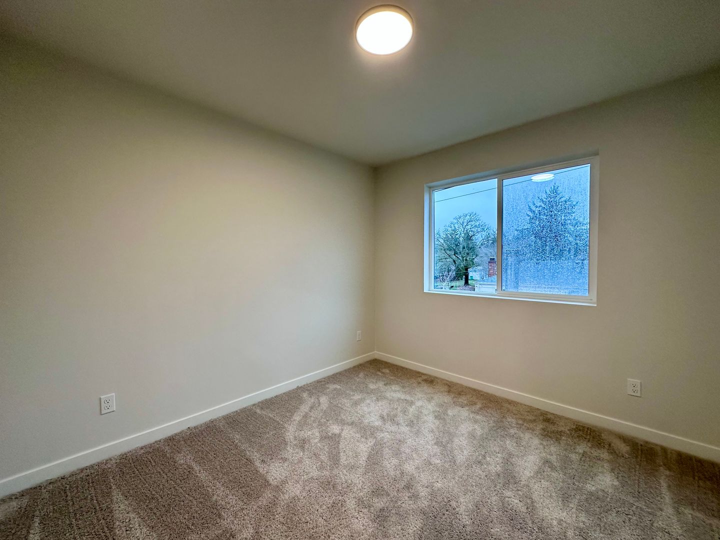 4047 SE 115th Ave - Portland - Oregon - 4 bed, 2.5 bath rental property