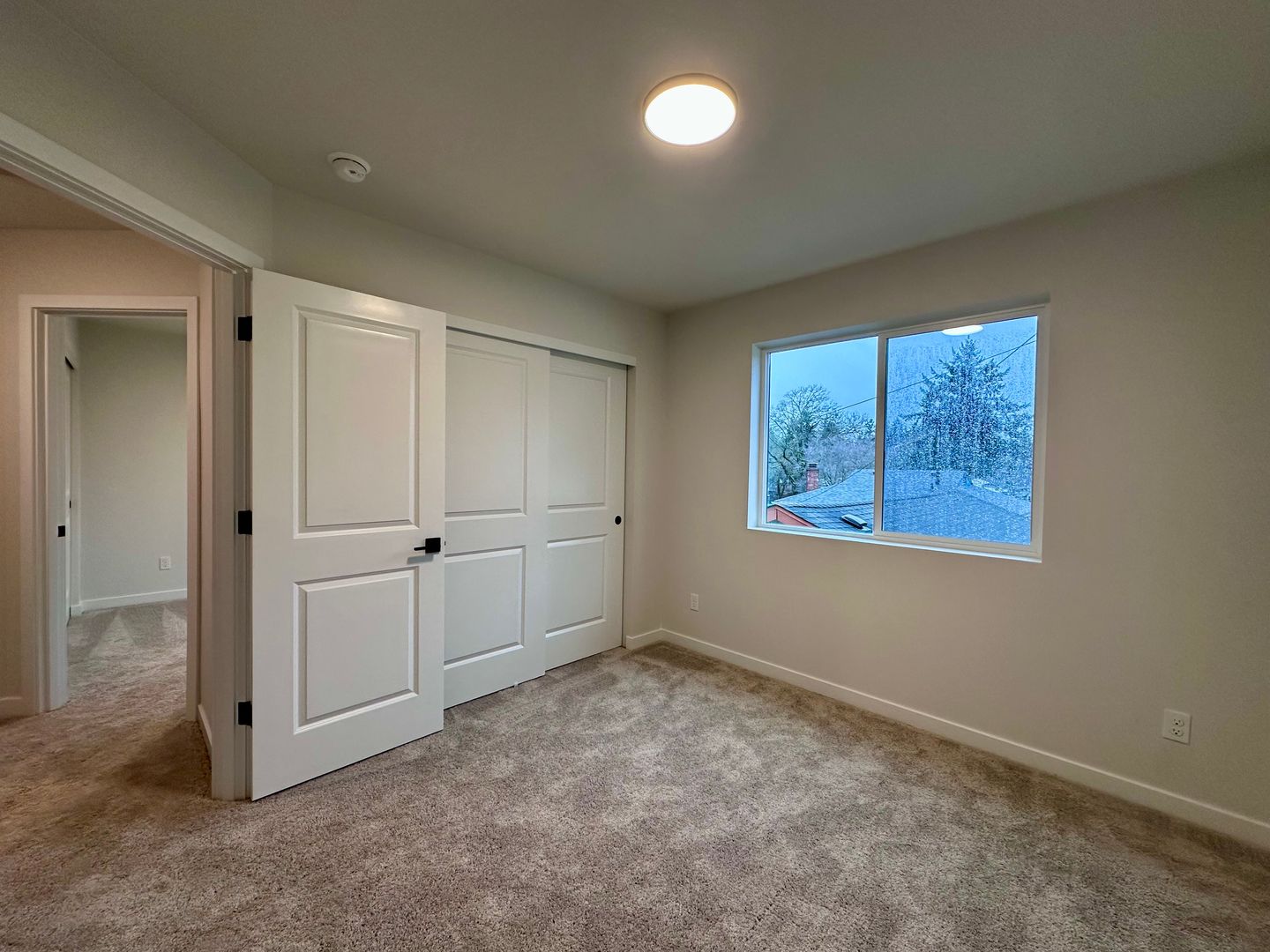 4047 SE 115th Ave - Portland - Oregon - 4 bed, 2.5 bath rental property