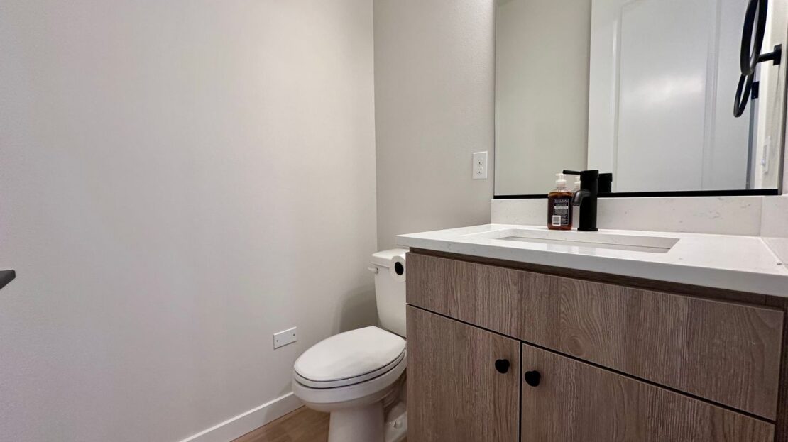 4047 SE 115th Ave - Portland - Oregon - 4 bed, 2.5 bath rental property