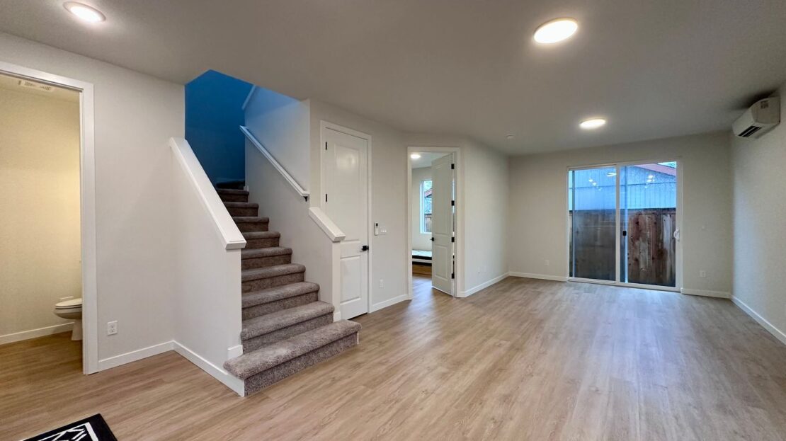 4047 SE 115th Ave - Portland - Oregon - 4 bed, 2.5 bath rental property