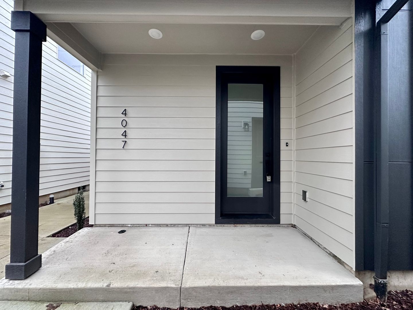 4047 SE 115th Ave - Portland - Oregon - 4 bed, 2.5 bath rental property