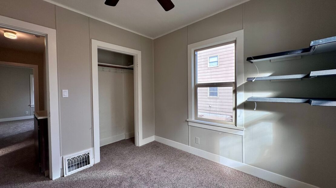 409 Monroe Street - Oregon City - Oregon - 3 bed, 1 bath rental property