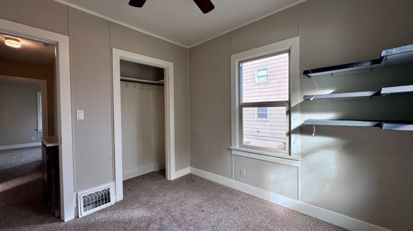 409 Monroe Street - Oregon City - Oregon - 3 bed, 1 bath rental property