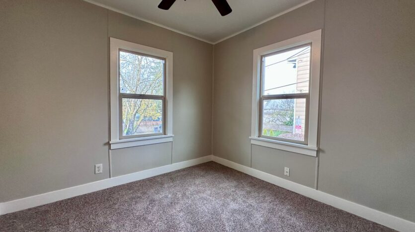 409 Monroe Street - Oregon City - Oregon - 3 bed, 1 bath rental property