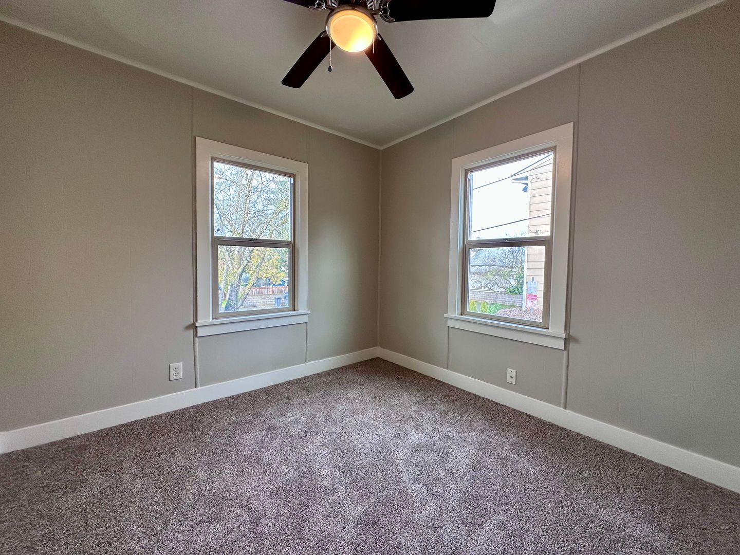 409 Monroe Street - Oregon City - Oregon - 3 bed, 1 bath rental property