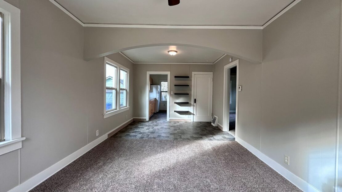 409 Monroe Street - Oregon City - Oregon - 3 bed, 1 bath rental property