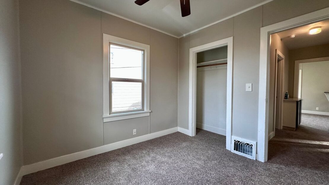 409 Monroe Street - Oregon City - Oregon - 3 bed, 1 bath rental property