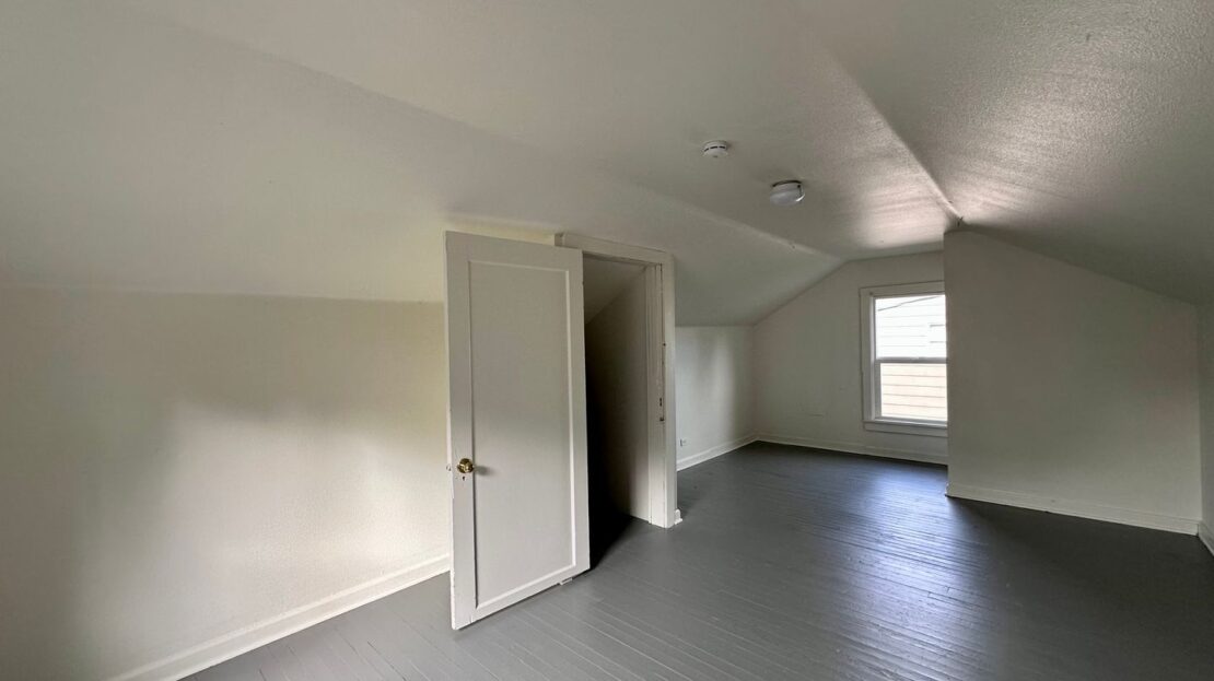 409 Monroe Street - Oregon City - Oregon - 3 bed, 1 bath rental property