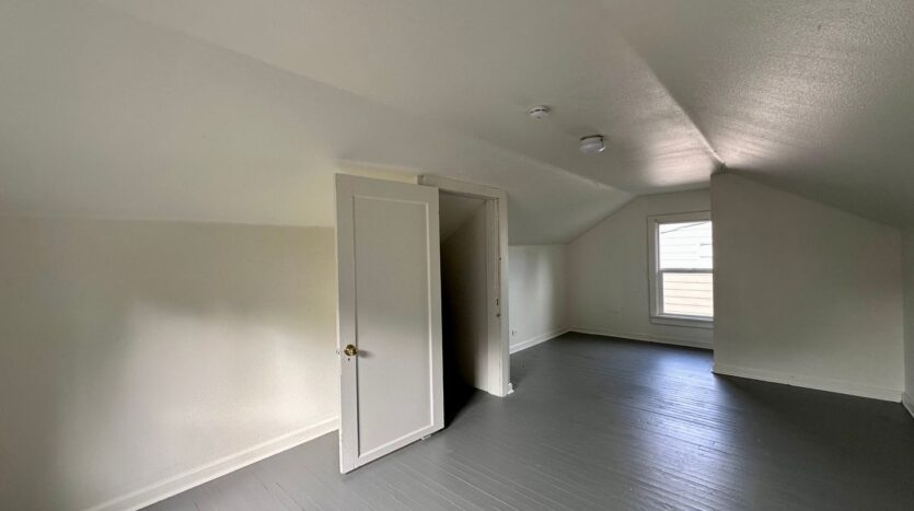 409 Monroe Street - Oregon City - Oregon - 3 bed, 1 bath rental property