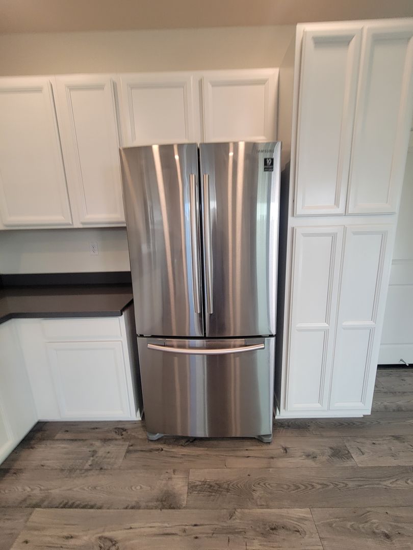 4364 Silver Cedar Ln - Sacramento - California - 3 bed, 2.5 bath rental property