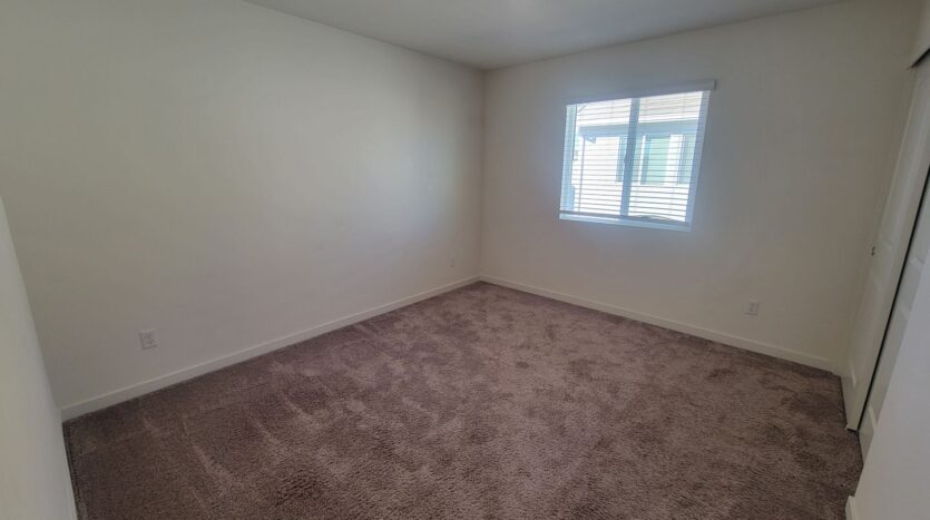 4364 Silver Cedar Ln - Sacramento - California - 3 bed, 2.5 bath rental property