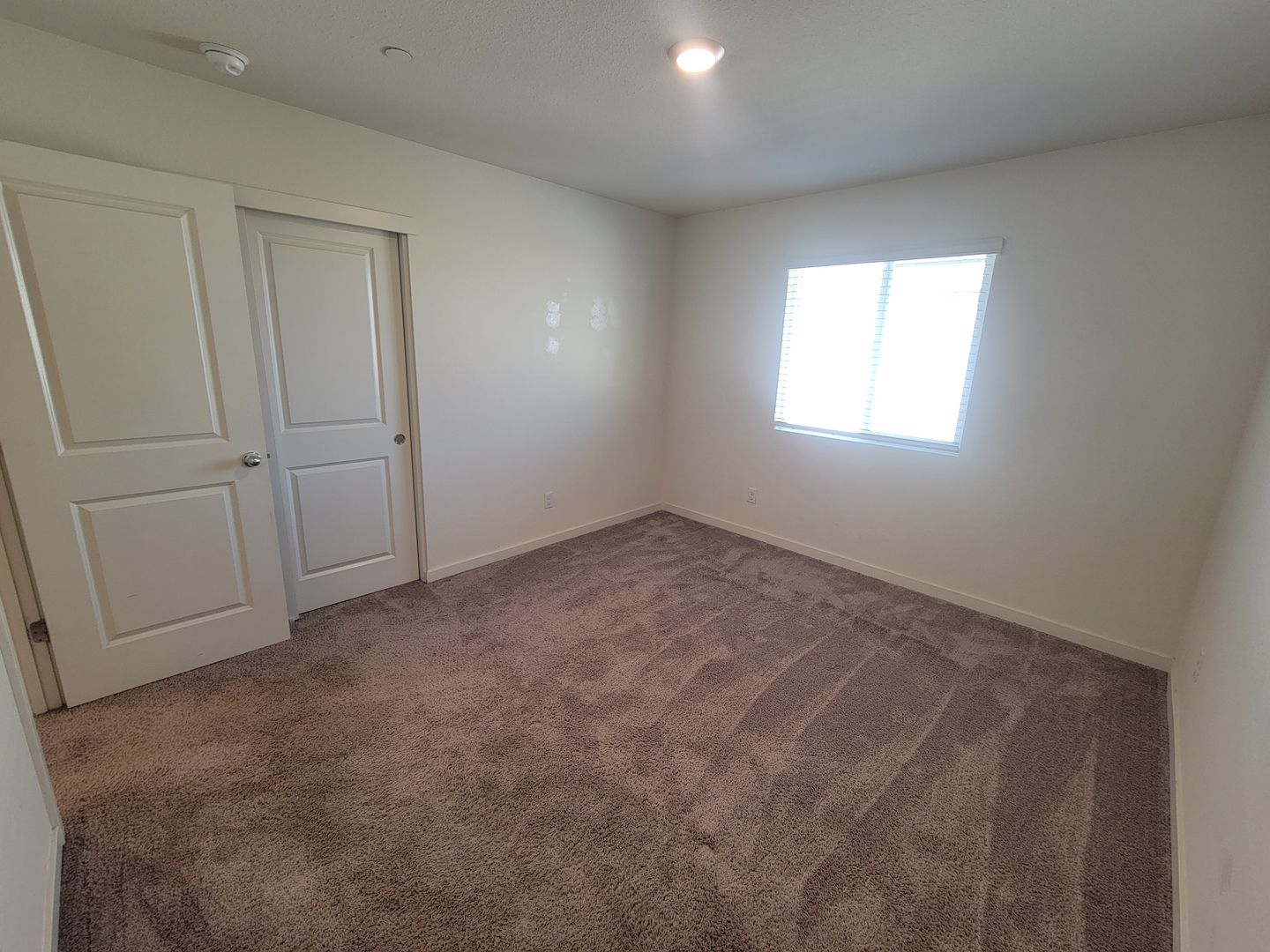 4364 Silver Cedar Ln - Sacramento - California - 3 bed, 2.5 bath rental property