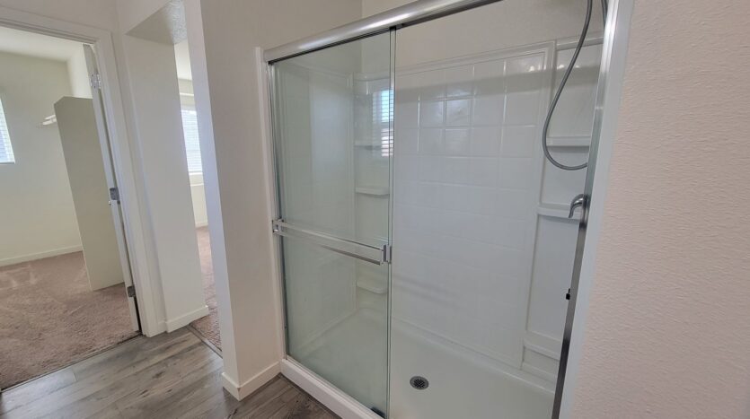 4364 Silver Cedar Ln - Sacramento - California - 3 bed, 2.5 bath rental property