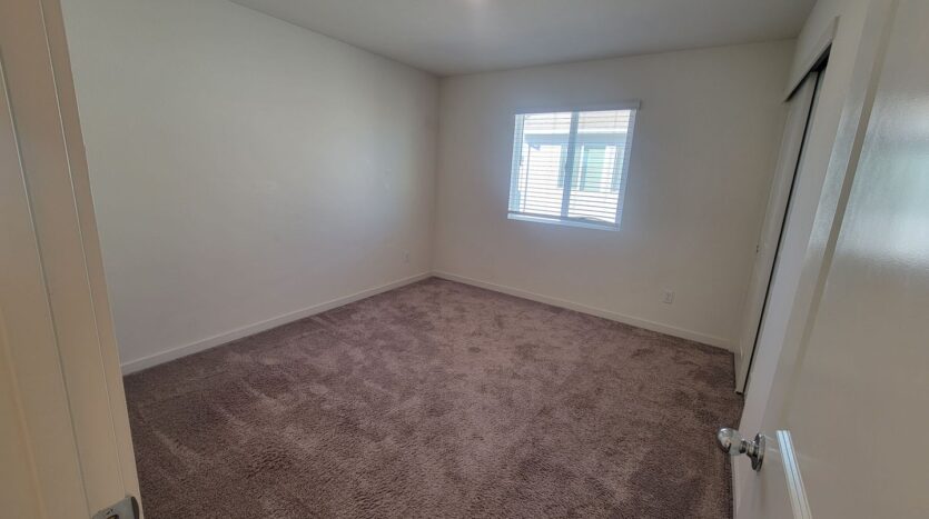 4364 Silver Cedar Ln - Sacramento - California - 3 bed, 2.5 bath rental property