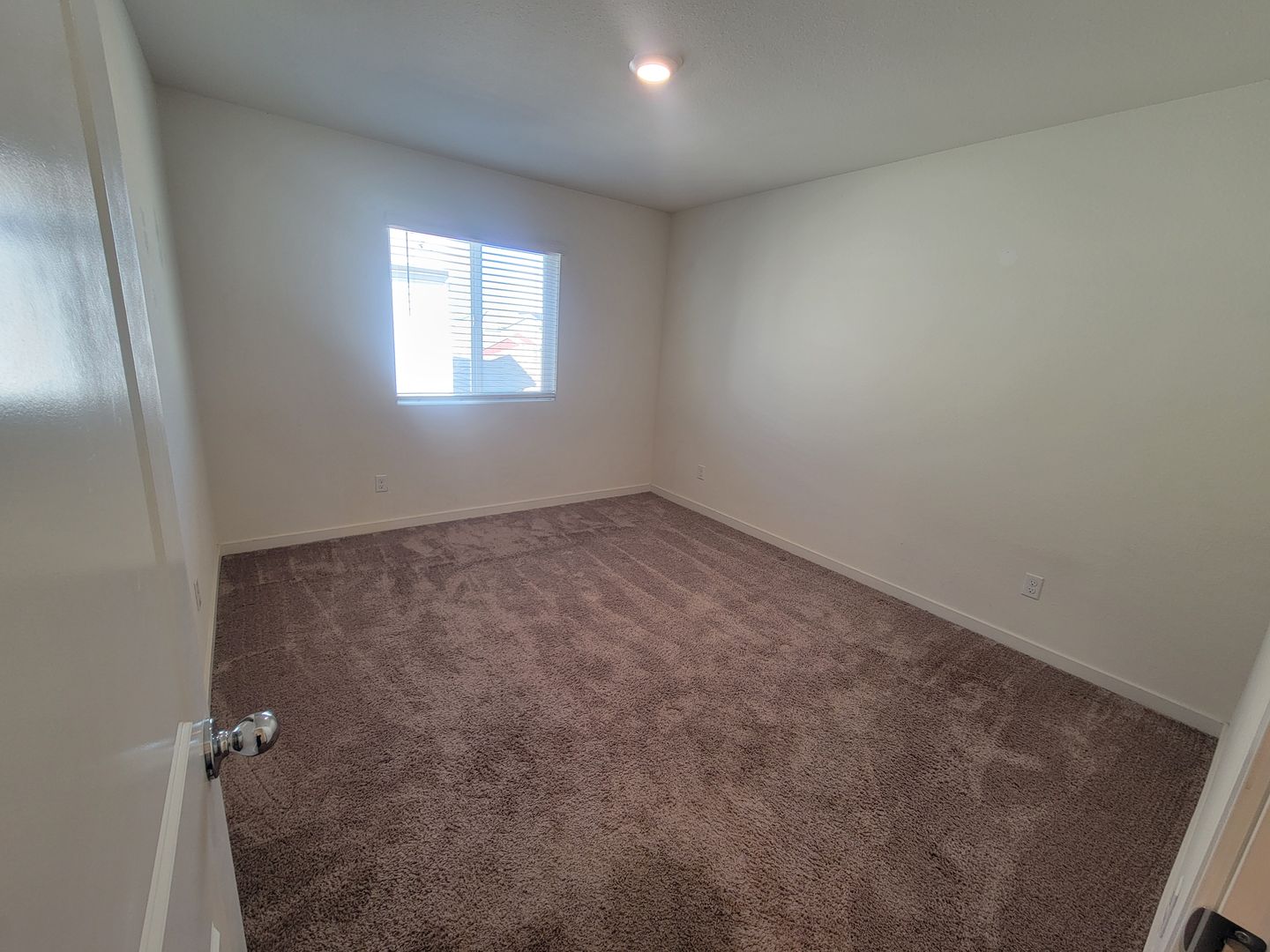 4364 Silver Cedar Ln - Sacramento - California - 3 bed, 2.5 bath rental property