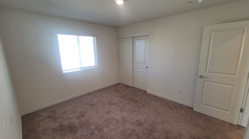 4364 Silver Cedar Ln - Sacramento - California - 3 bed, 2.5 bath rental property