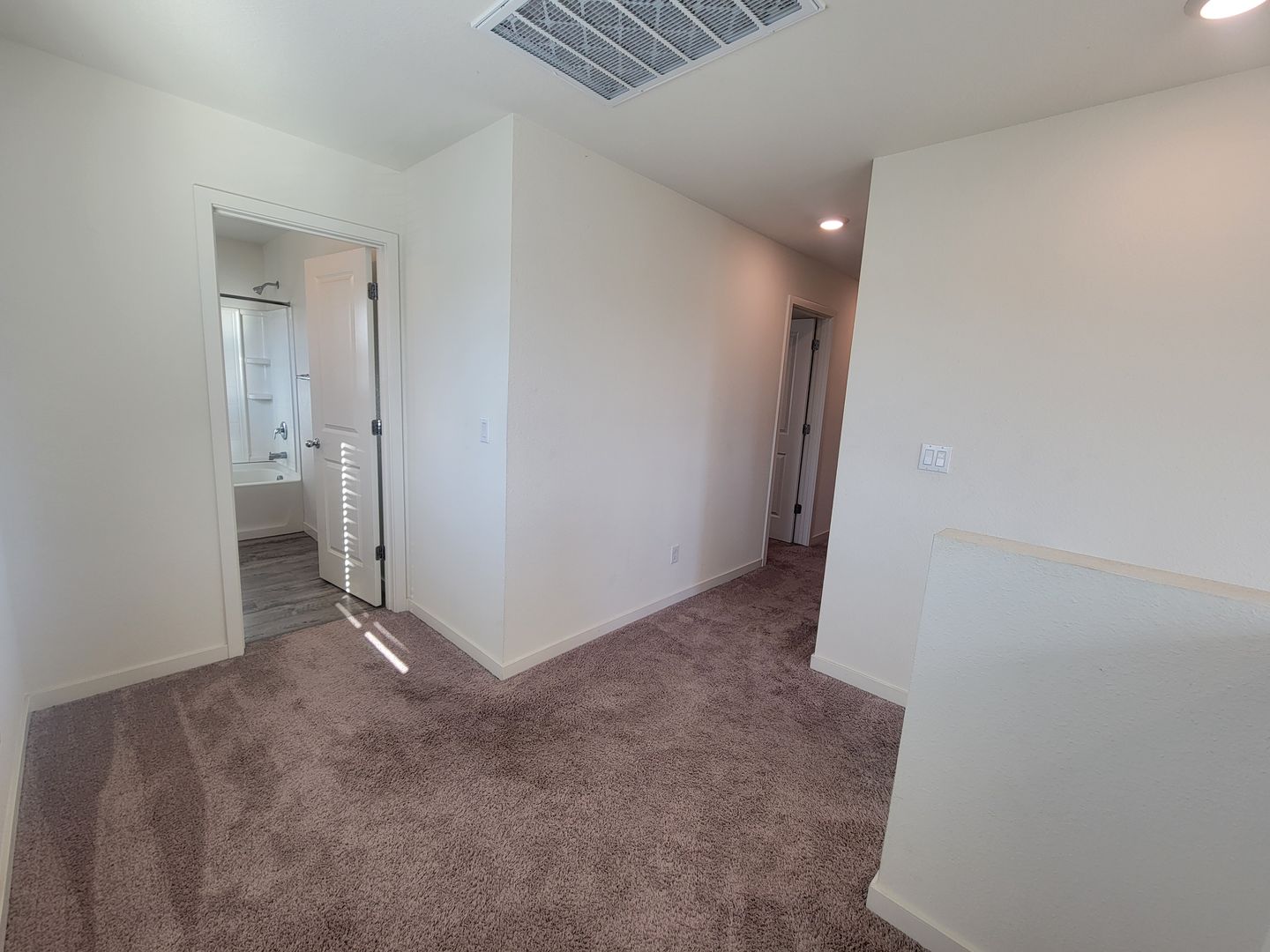 4364 Silver Cedar Ln - Sacramento - California - 3 bed, 2.5 bath rental property