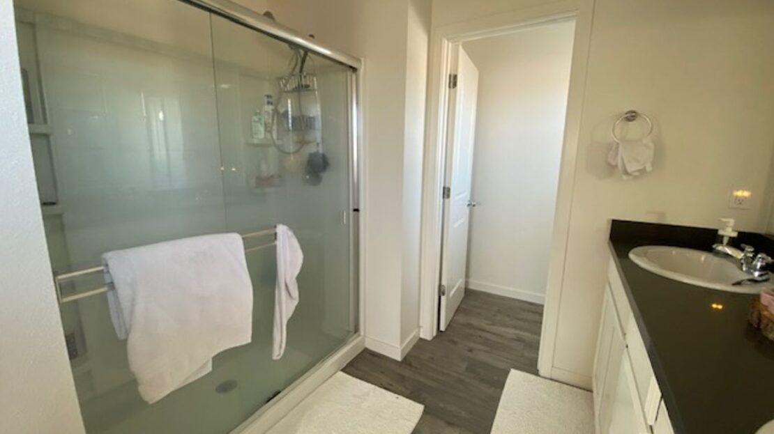 4364 Silver Cedar Ln - Sacramento - California - 3 bed, 2.5 bath rental property