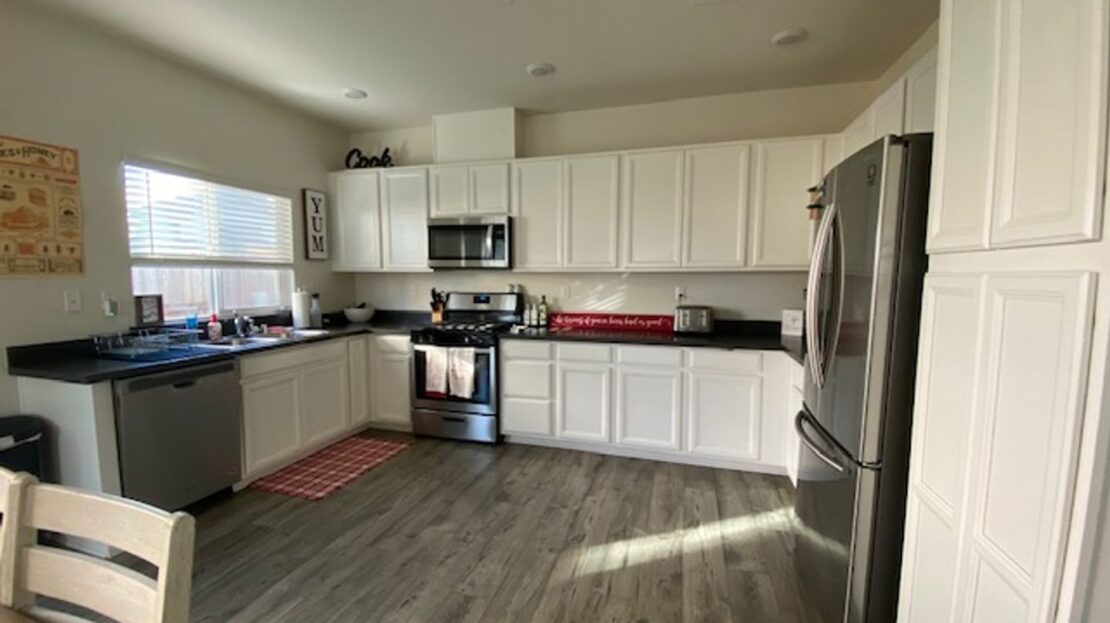 4364 Silver Cedar Ln - Sacramento - California - 3 bed, 2.5 bath rental property