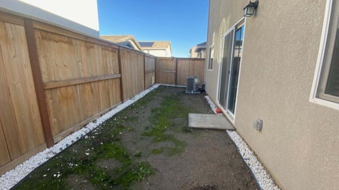 4364 Silver Cedar Ln - Sacramento - California - 3 bed, 2.5 bath rental property