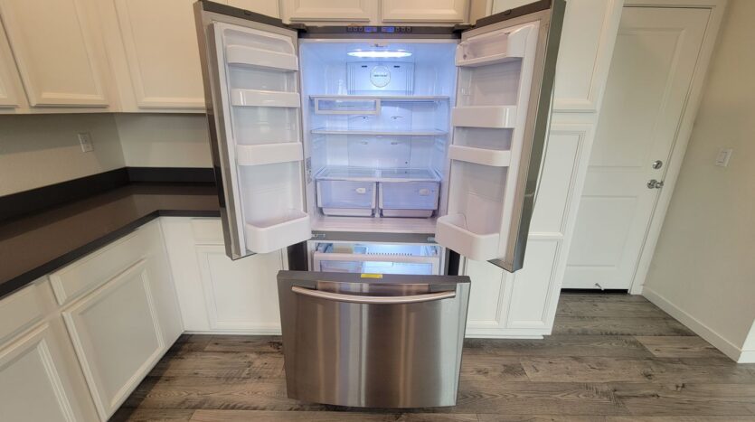 4364 Silver Cedar Ln - Sacramento - California - 3 bed, 2.5 bath rental property