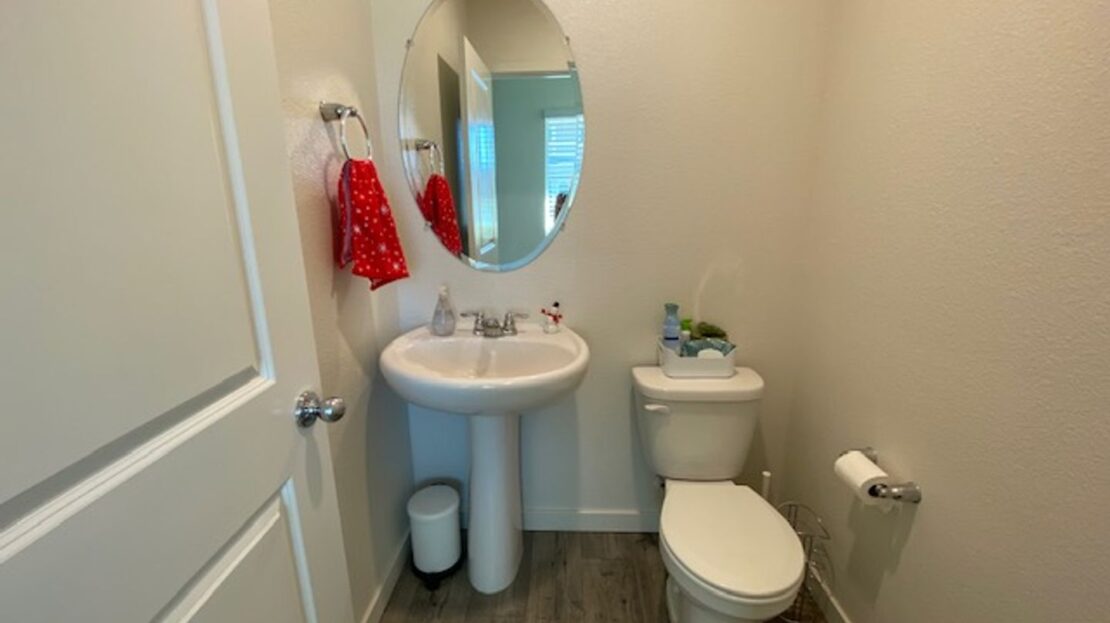 4364 Silver Cedar Ln - Sacramento - California - 3 bed, 2.5 bath rental property